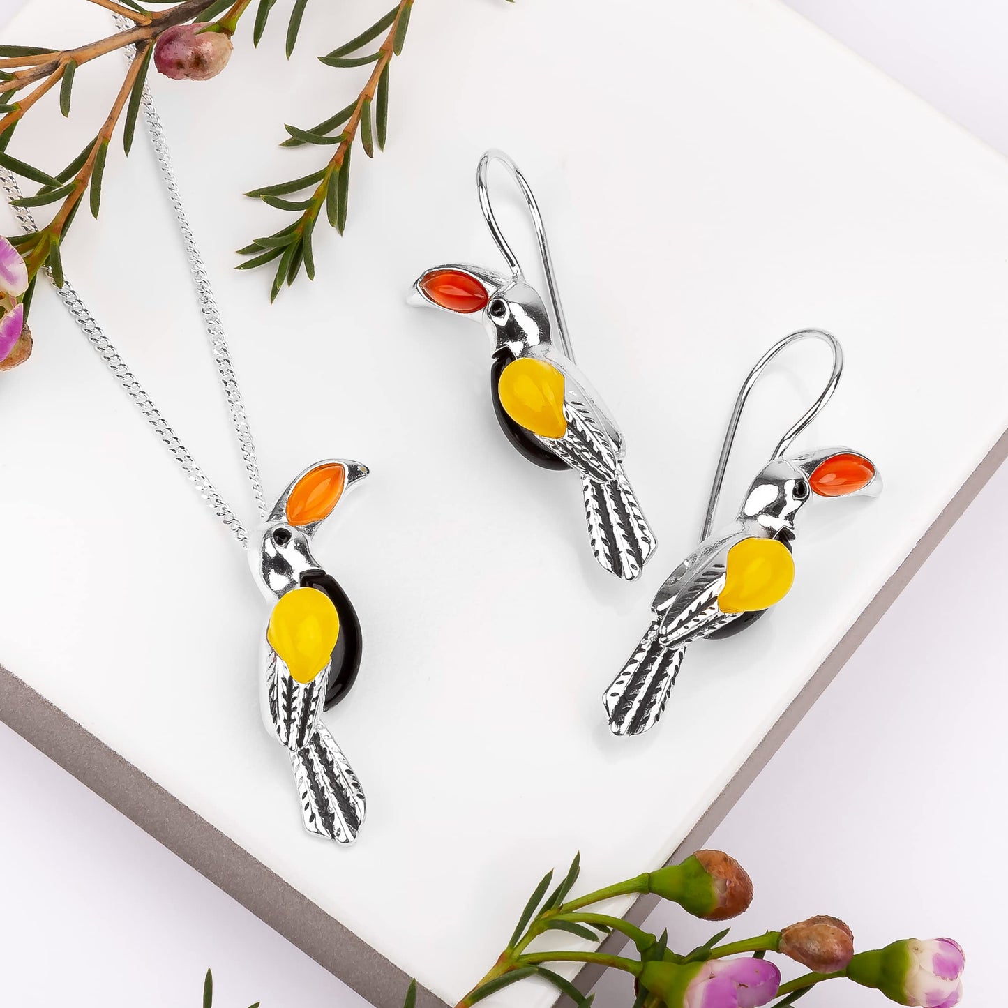 Toucan Bird Necklace in Silver, Onyx and Camelian