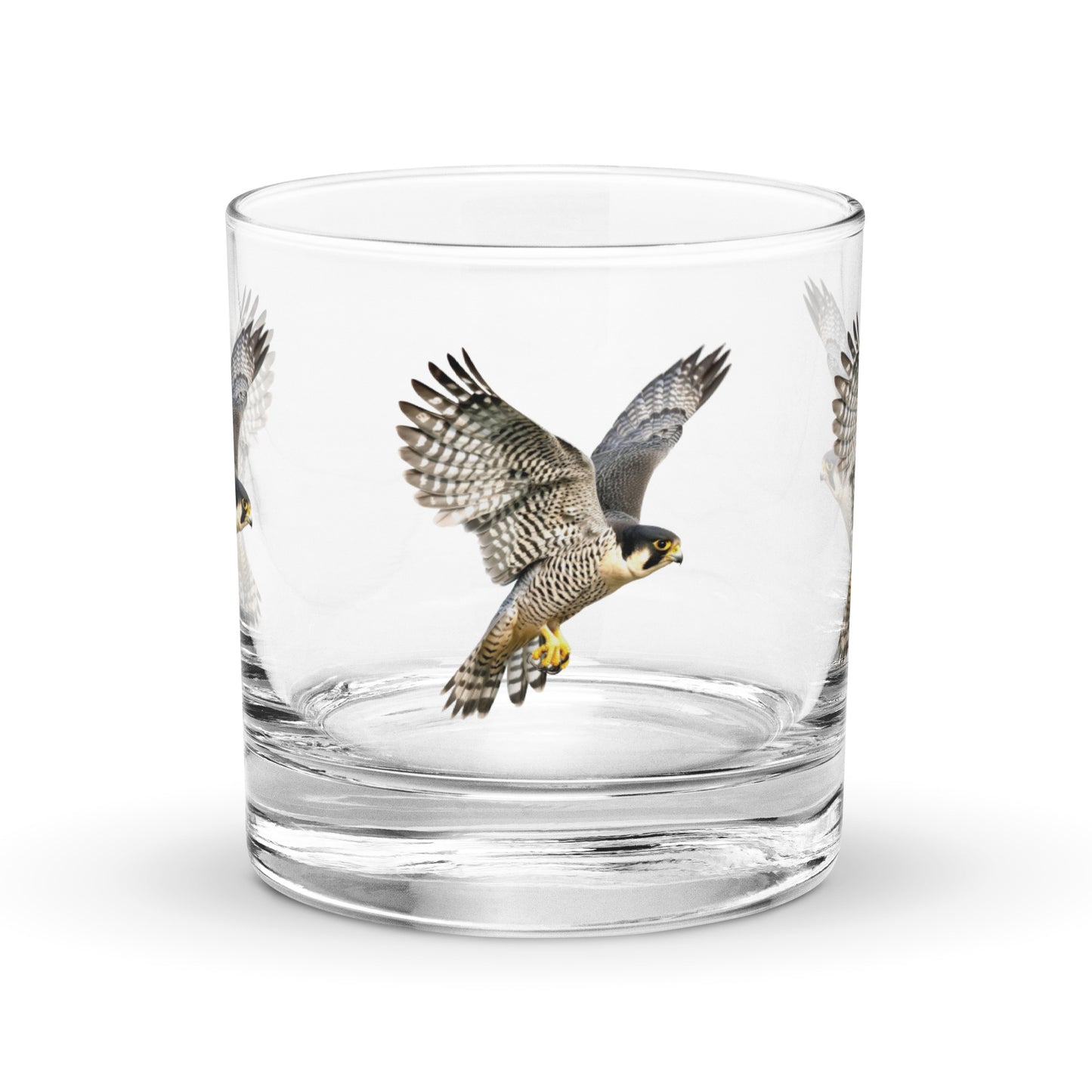 peregrine falcon design on a glass whisky tumbler